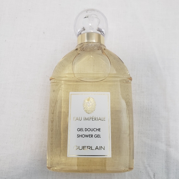 Travel Kit Shower Gel Hask Shampoo and Conditioner 3 Blade Razor And Vanity Set - Picture 3 of 7